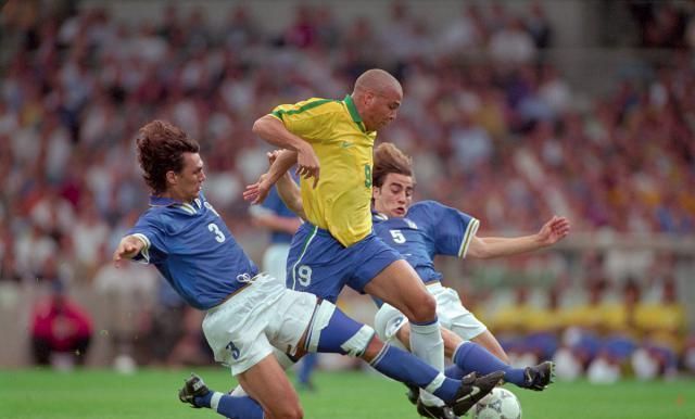 为球迷献上 为球迷献上