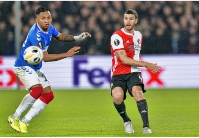 闭幕式的举 闭幕式的举