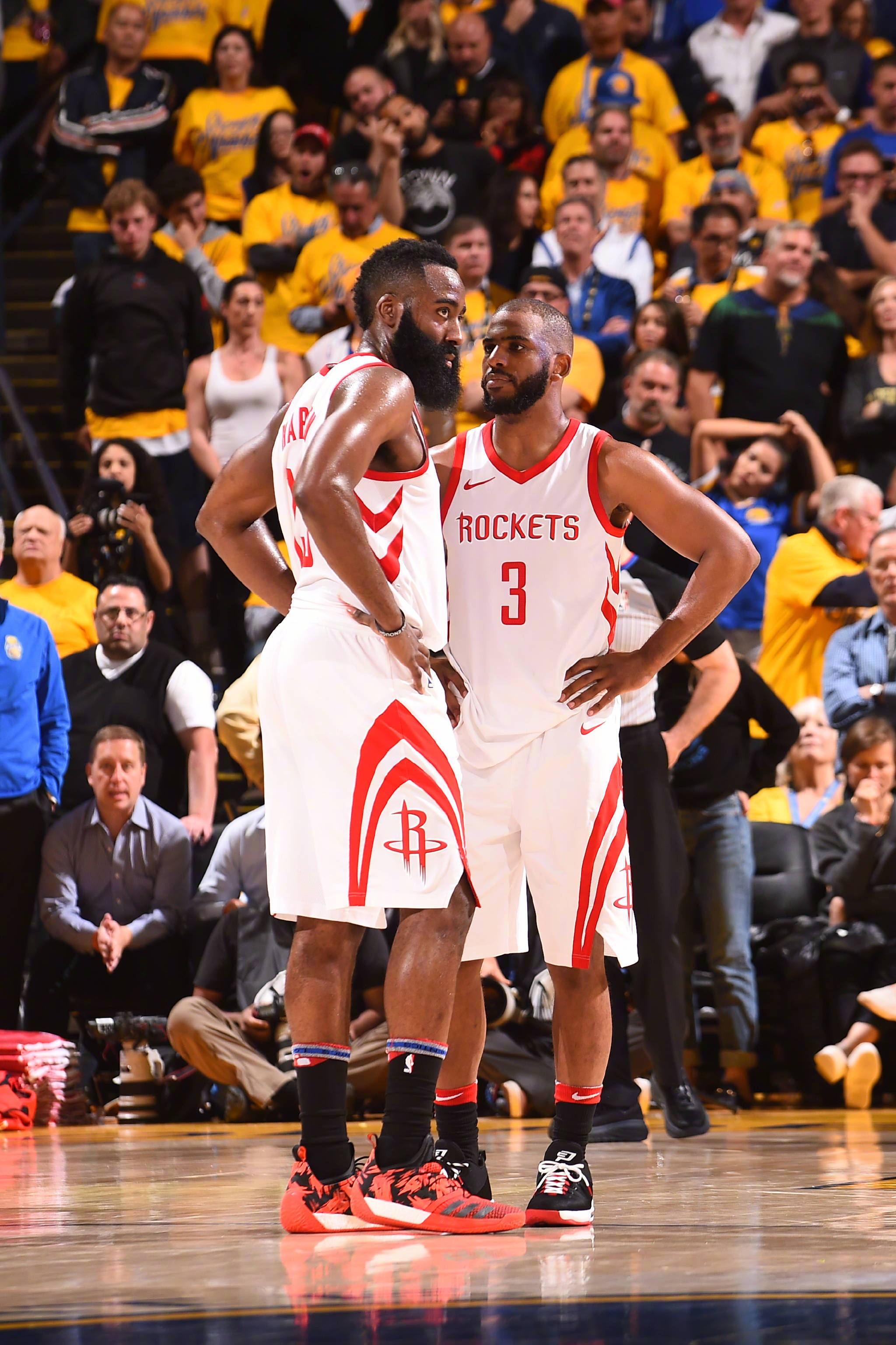 此类防守反 此类防守反