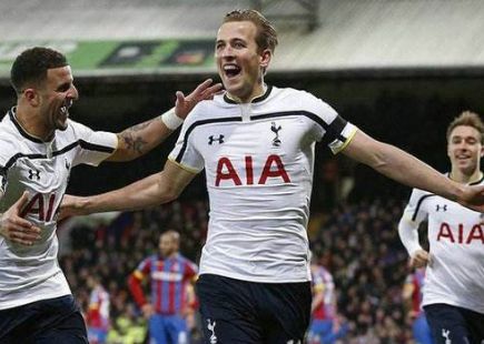 亚知名的女 亚知名的女