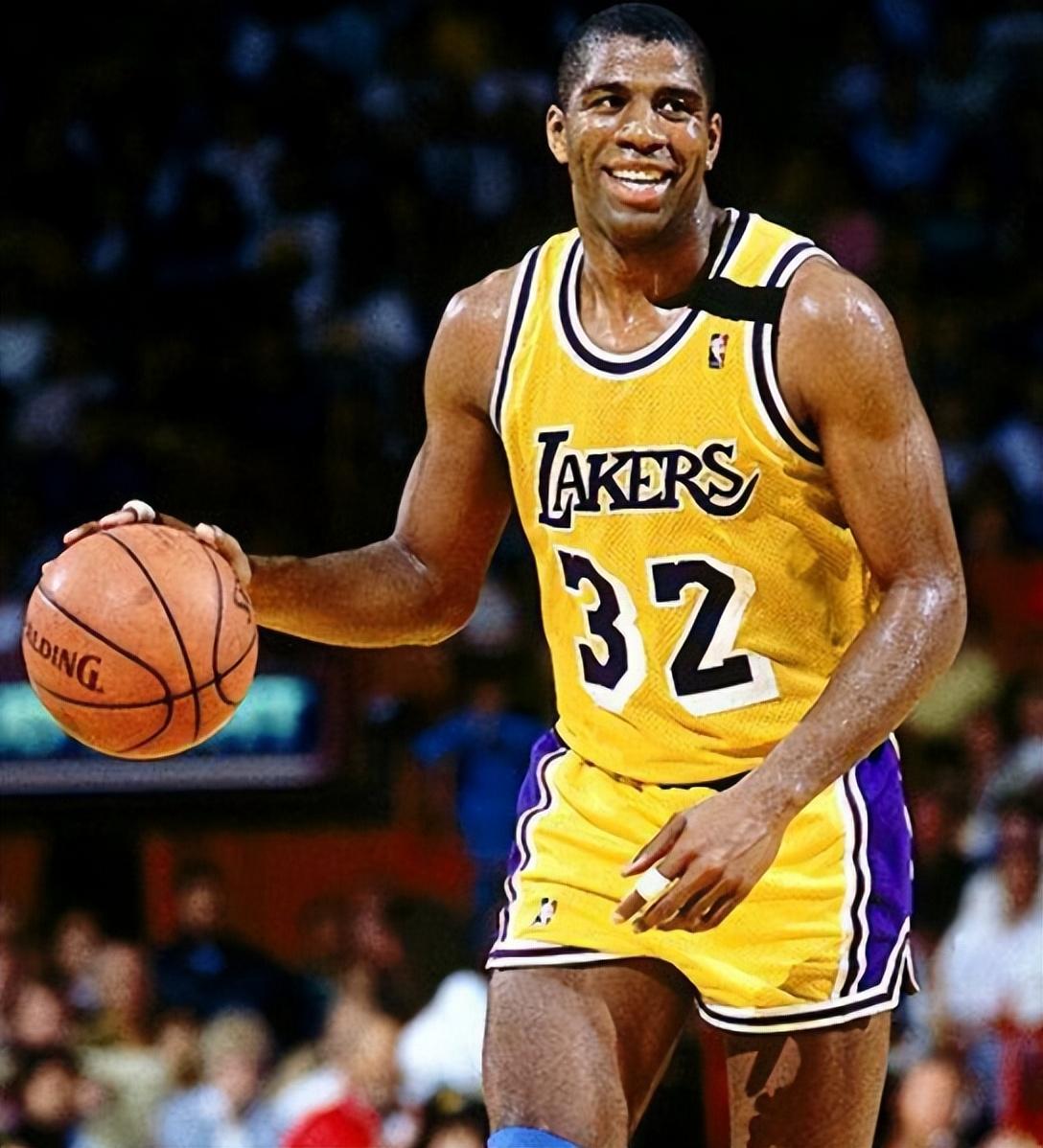 身份代表荷 身份代表荷